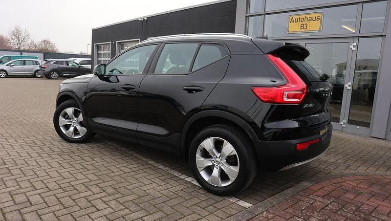Gebraucht Volvo XC40 Momentum 190 PS (139 kW) 2019 Schwarz SUV