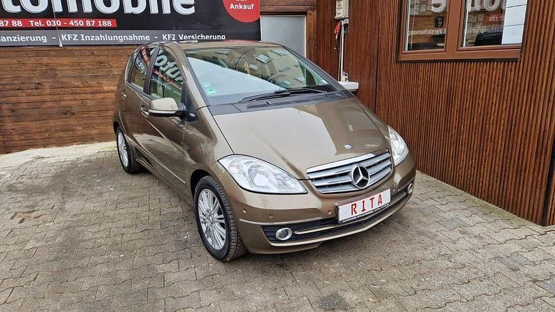 Gebraucht Mercedes A170 Elegance 116 PS (85 kW) 2009 Braun Limousine