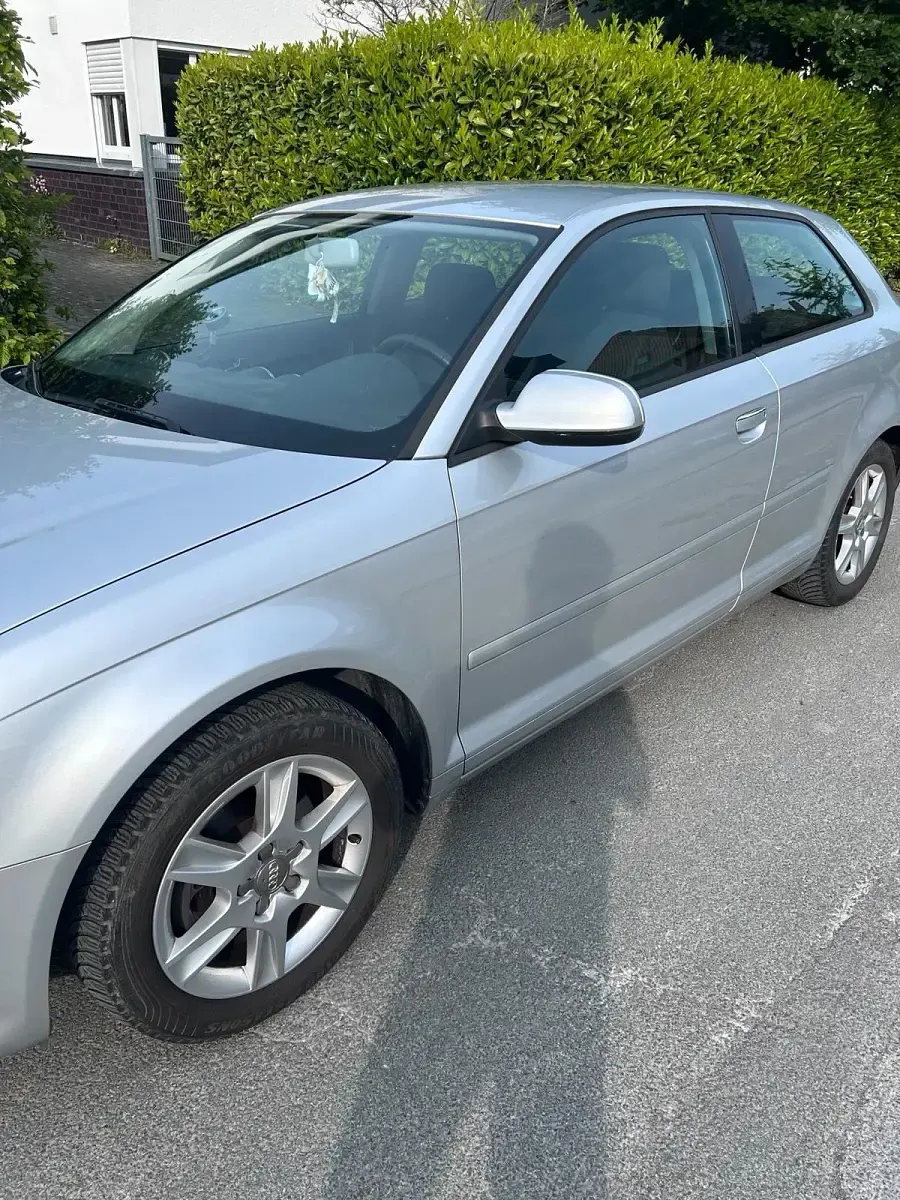 Gebraucht Audi A3 Ambition 125 PS (91 kW) 2011 Silber Kleinwagen