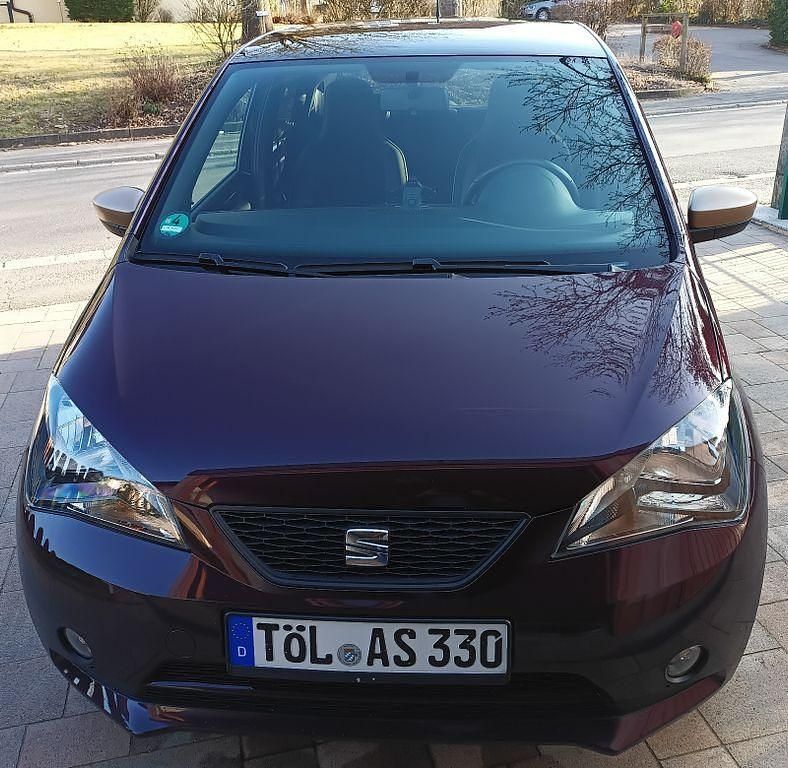 Gebraucht Seat Mii Cosmopolitan 60 PS (44 kW) 2017 Violet Kleinwagen