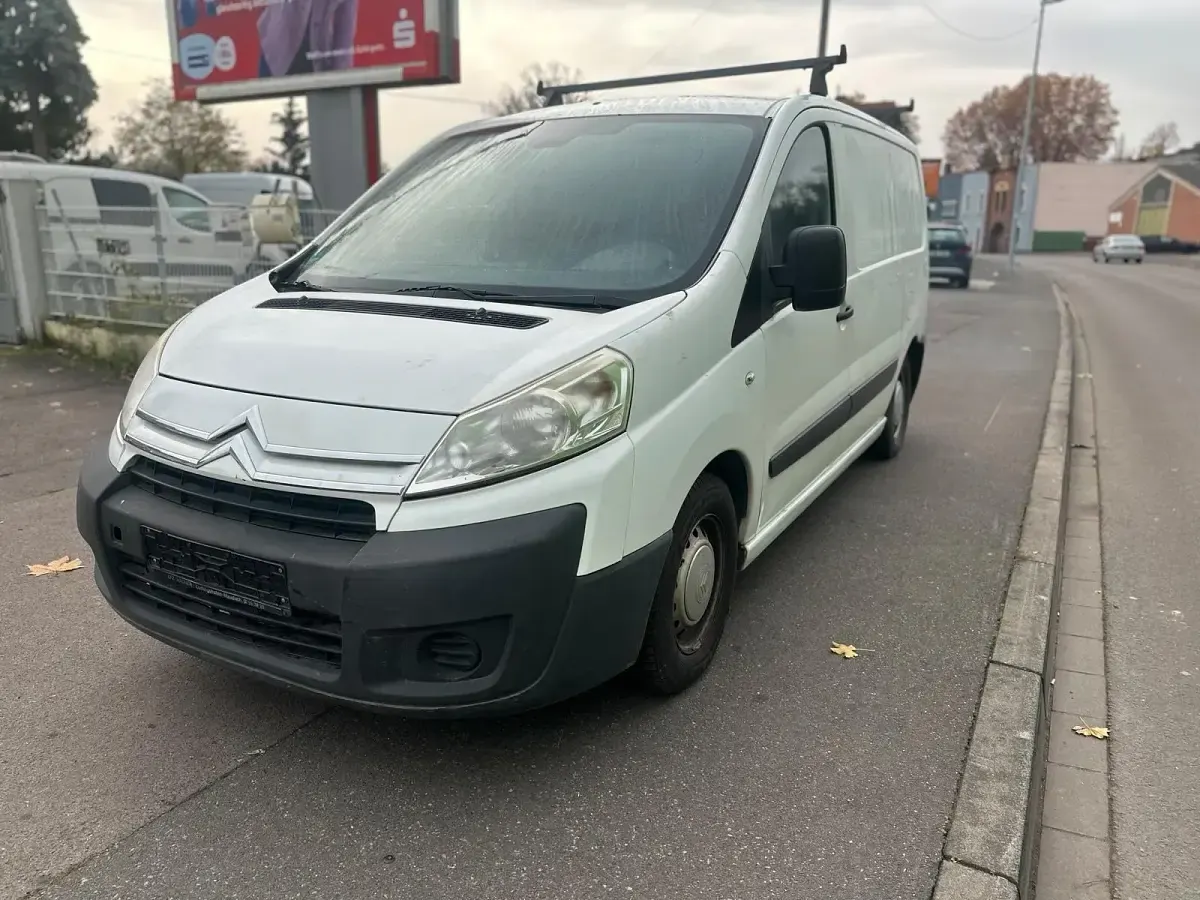 Używany Citroën Jumpy Tendance 90 KM (66 kW) 2012 Biały Minivan