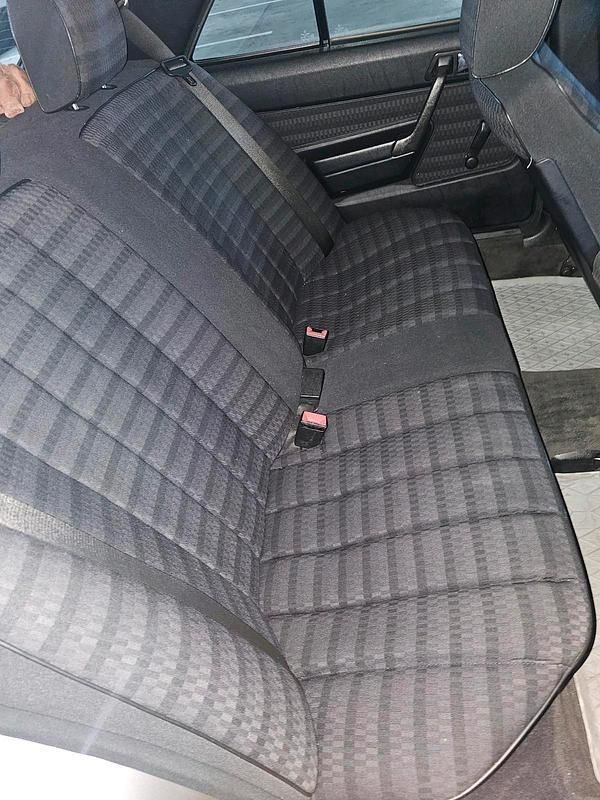 Second-hand Mercedes 190 1991 Berlinǎ