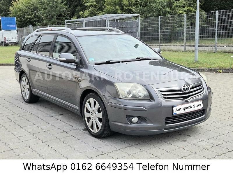 Grau Gebraucht 2008 Toyota Avensis Travel Kombi | 1.700 € (Fairer Preis) - Bild 1/4