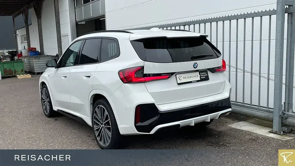 Gebraucht BMW X1 M Sport 197 PS (144 kW) 2023 Weiß SUV