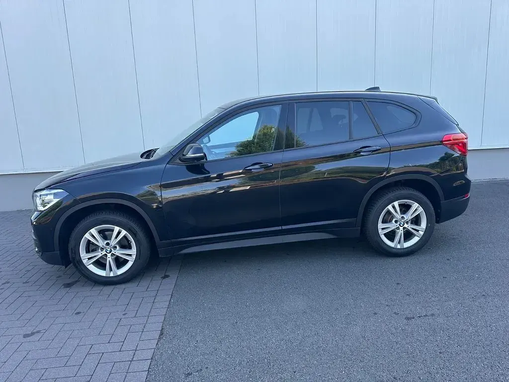 Gebraucht BMW X1 Advantage 140 PS (102 kW) 2019 Schwarz SUV