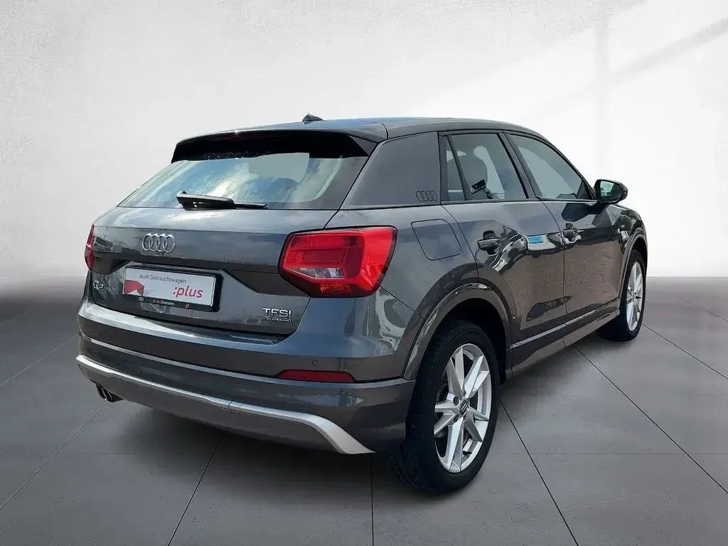 Gebraucht Audi Q2 Sport 190 PS (139 kW) 2018 Daytonagrau perleffekt SUV