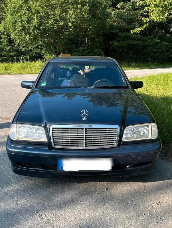 Blau Gebraucht 1998 Mercedes C180 Limousine | 2.299 € (Guter Preis) - Bild 1/4