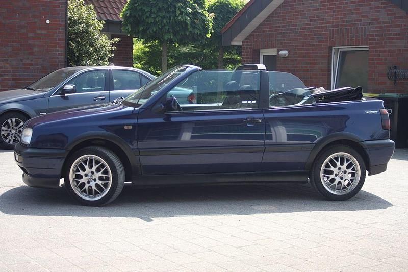 Gebraucht VW Golf Cabriolet Edition 101 PS (74 kW) 1998 Blau Cabrio