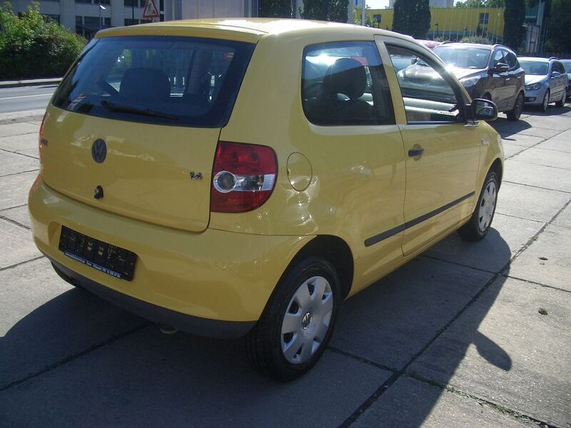 Usata VW Fox 75 CV (55 kW) 2006 Giallo Utilitaria