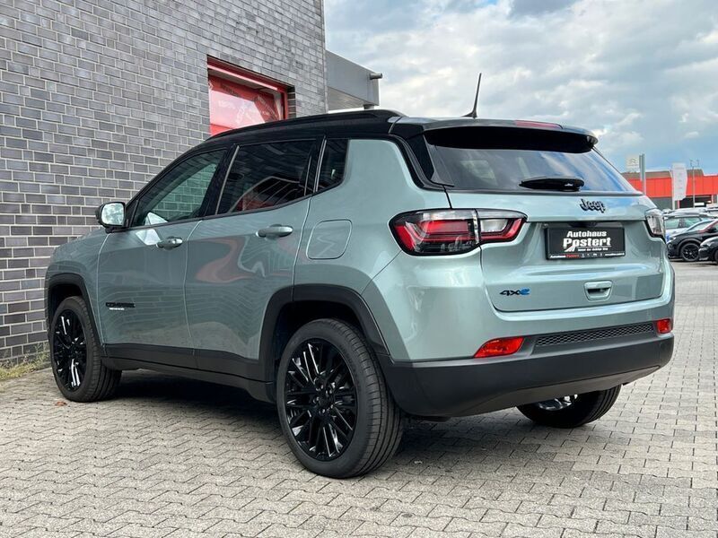 Usado Jeep Compass Limited 179 HP (131 kW) 2022 Azul SUV
