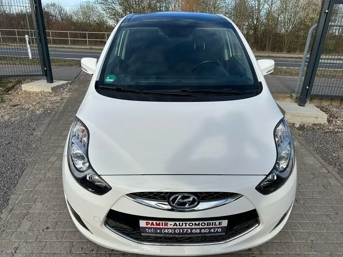 Gebraucht Hyundai ix20 YES! Gold 116 PS (85 kW) 2014 Weiß Kleinwagen