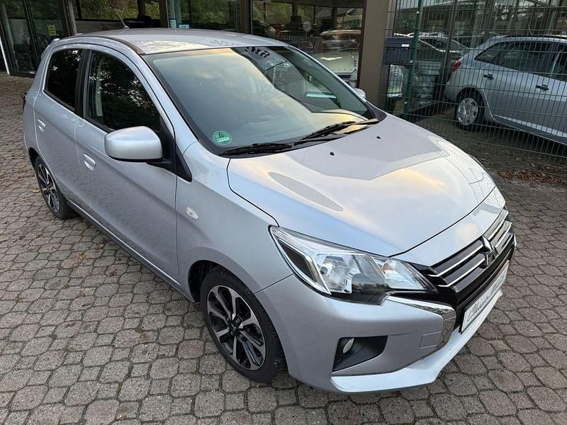 Silber Gebraucht 2024 Mitsubishi Space Star Select+ Limousine | 13.950 € (Superpreis) - Bild 1/4