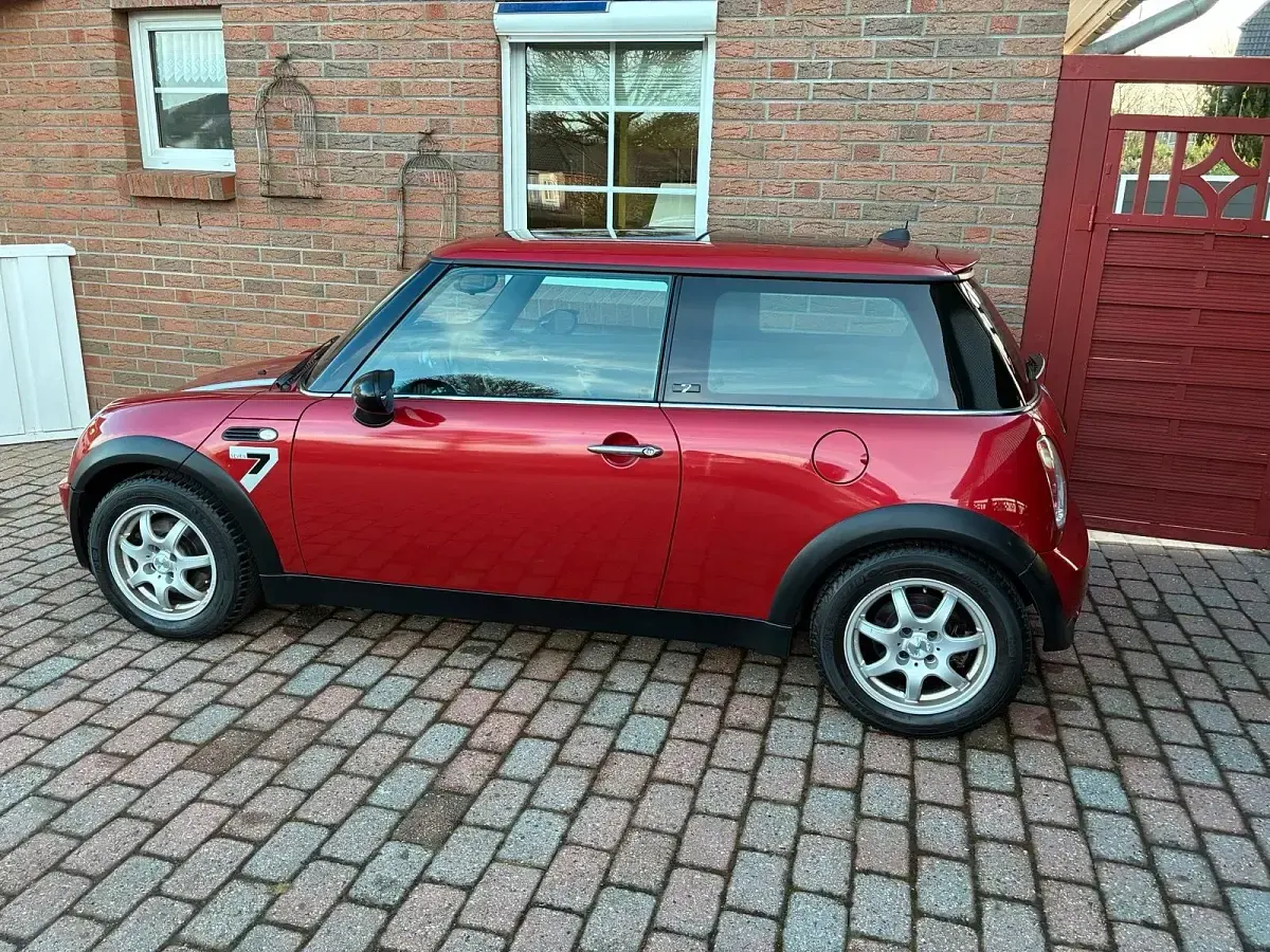 Gebraucht Mini ONE Seven 90 PS (66 kW) 2006 Rot Kleinwagen
