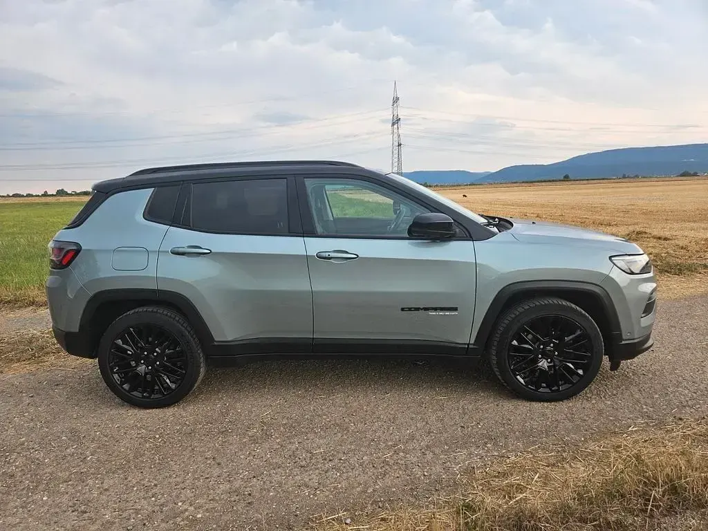 Gebraucht Jeep Compass Longitude 131 PS (96 kW) 2022 Blau SUV