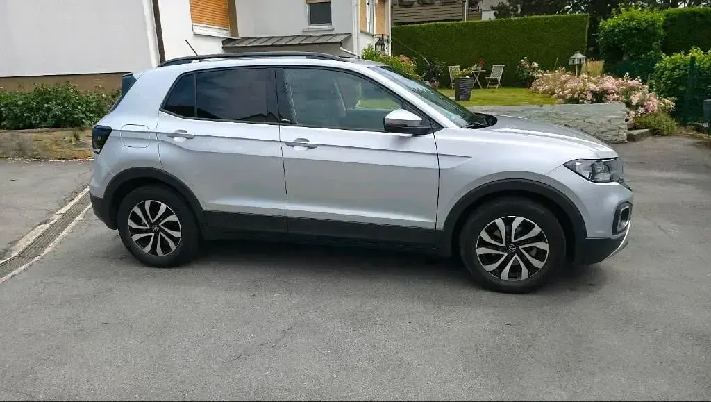 Gebraucht VW T-Cross Active 110 PS (80 kW) 2022 Silber SUV
