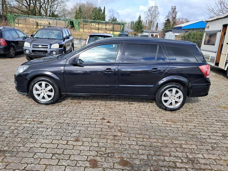 Gebraucht Opel Astra 105 PS (77 kW) 2006 Schwarz Kombi