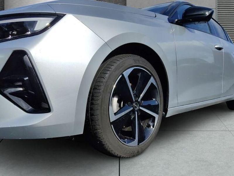 Gebraucht Opel Astra 131 PS (96 kW) 2024 Silber Limousine