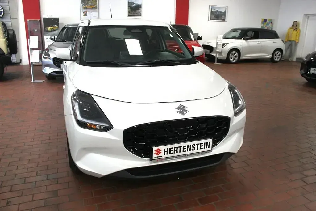Neu Suzuki Swift Comfort 83 PS (61 kW) 2026 Weiß Kleinwagen