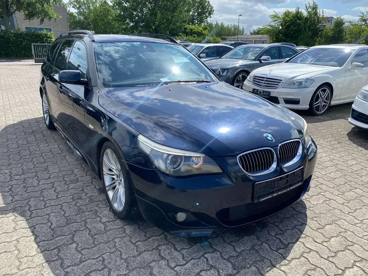 Gebraucht BMW 550 M Sport 367 PS (269 kW) 2007 Carbonscharz Kombi