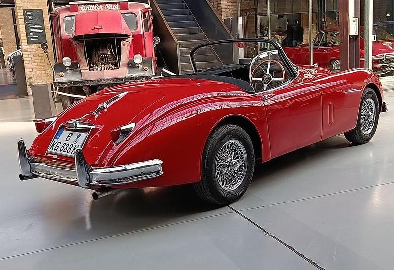 Gebraucht Jaguar XK 212 PS (155 kW) 1959 Rot Cabrio