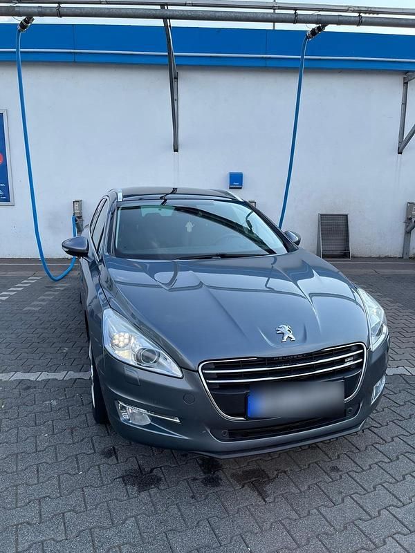 Gebraucht Peugeot 508 SW Active 114 PS (83 kW) 2012 Grau Kombi