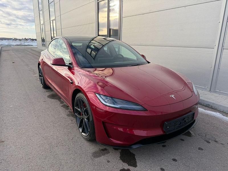 Gebraucht Tesla Model 3 Performance 377 kW (513 PS) 2024 Rot Limousine