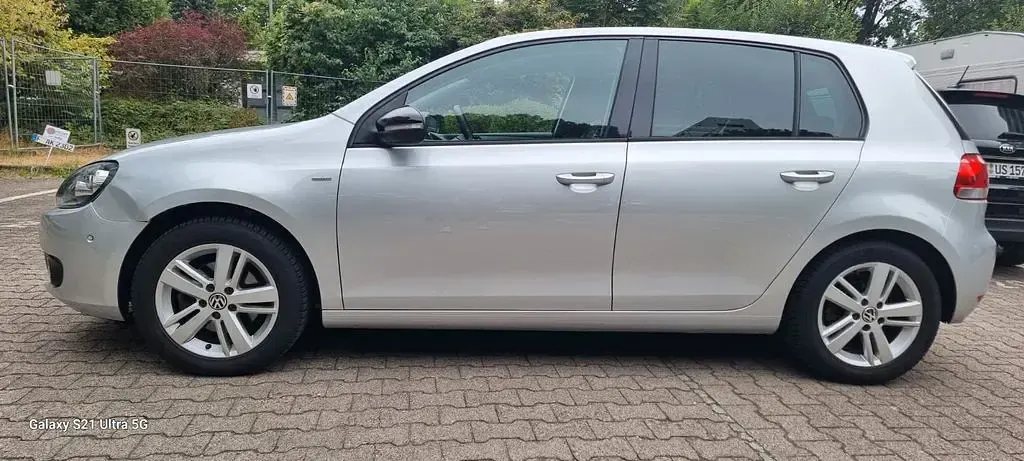 Gebraucht VW Golf VII Match 122 PS (89 kW) 2012 Silber Limousine