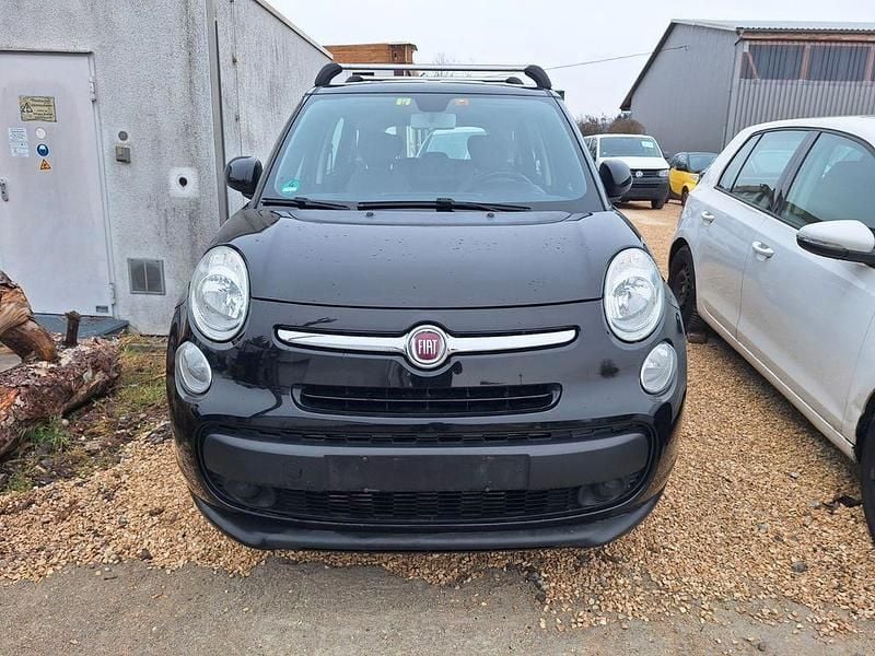 Schwarz Gebraucht 2014 Fiat 500L Pop Star Van / Kleinbus | 3.300 € (Fairer Preis) - Bild 1/4