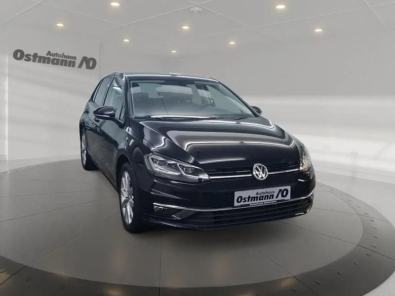 Gebraucht VW Golf VII Highline 150 PS (110 kW) 2019 Schwarz Limousine