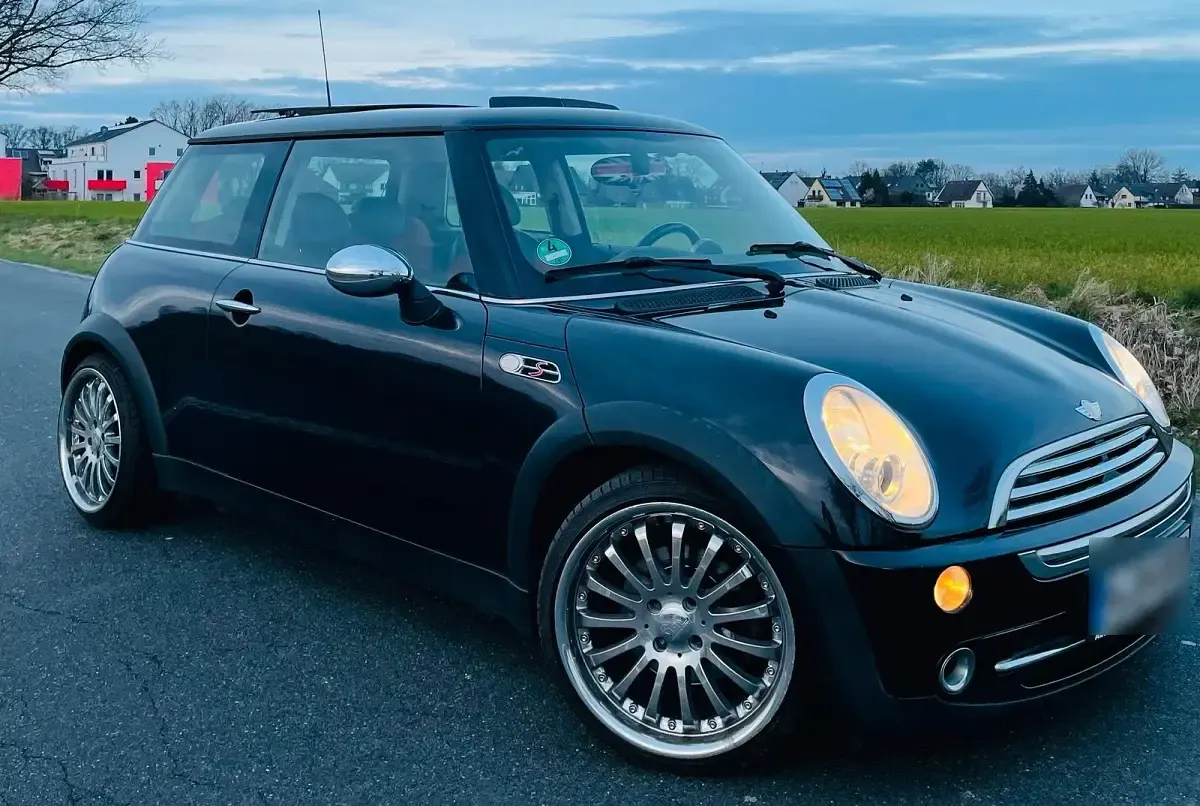 Gebraucht Mini Cooper 90 PS (66 kW) 2006 Schwarz Kleinwagen