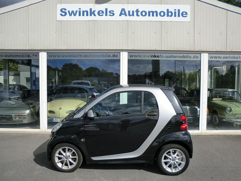 Schwarz Gebraucht 2012 Smart ForTwo Coupé Coupé | 4.990 € (Fairer Preis) - Bild 1/4