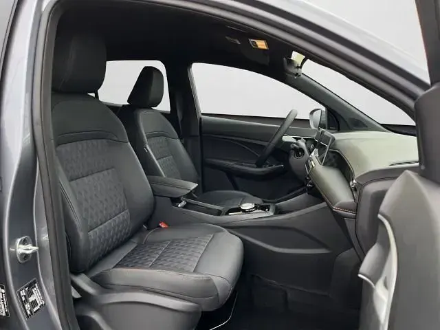 Neu MG MG3 Luxury 194 PS (142 kW) 2026 Grau Kleinwagen