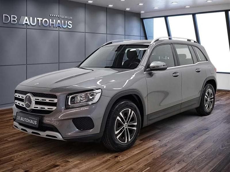 Grau Gebraucht 2023 Mercedes GLB180 Style SUV | 29.980 € (Superpreis) - Bild 1/4