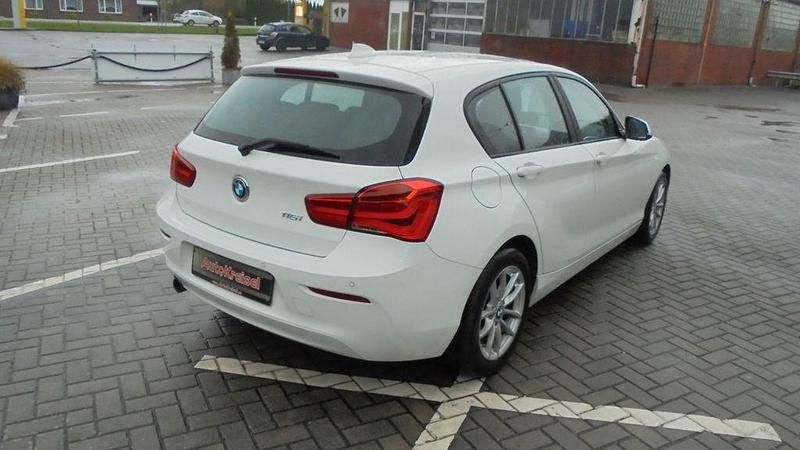 Gebraucht BMW 116 Advantage 109 PS (80 kW) 2018 Weiß Kleinwagen