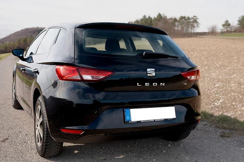 Gebraucht Seat Leon Style 150 PS (110 kW) 2013 Schwarz Limousine