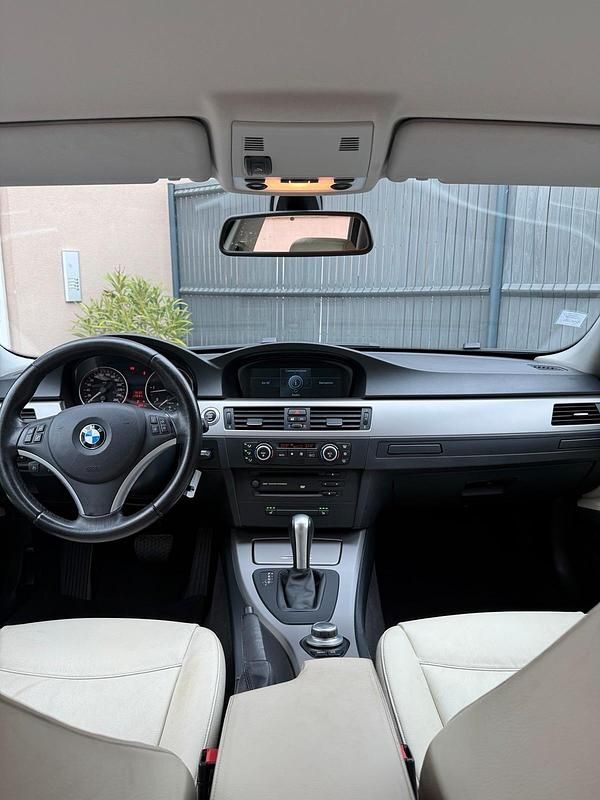 Gebraucht BMW 330 231 PS (169 kW) 2007 Limousine