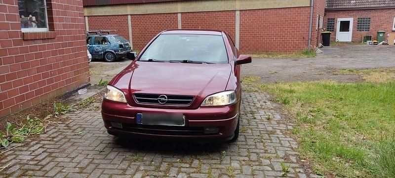 Rot Gebraucht 2003 Opel Astra Coupé | 1.300 € (Fairer Preis) - Bild 1/4