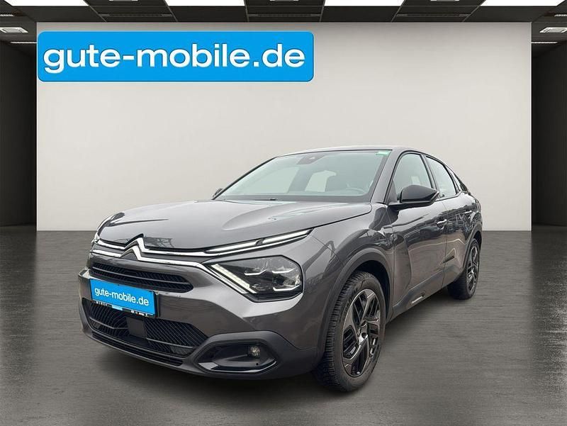 Weiß Gebraucht 2024 Citroën C4 PureTech Limousine | 15.990 € (Fairer Preis) - Bild 1/4