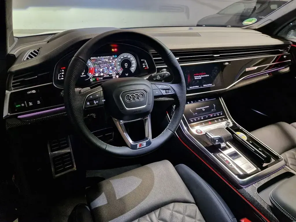 Gebraucht Audi SQ7 Sport 507 PS (372 kW) 2024 Grau SUV