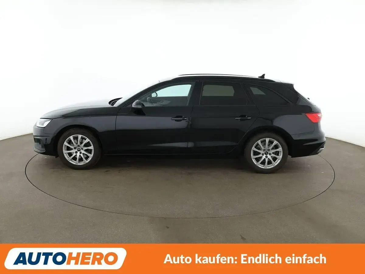 Gebraucht Audi A4 Comfort 150 PS (110 kW) 2022 Schwarz Kombi