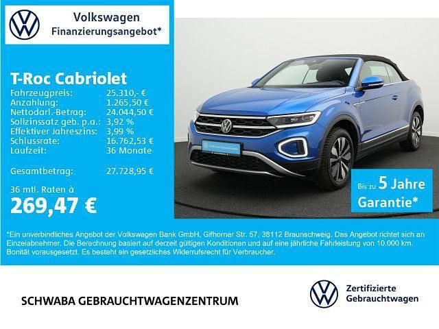 Ravennablau metallic/schwarz Gebraucht 2024 VW T-Roc Cabriolet Move Cabrio | 25.310 € (Guter Preis) - Bild 1/4