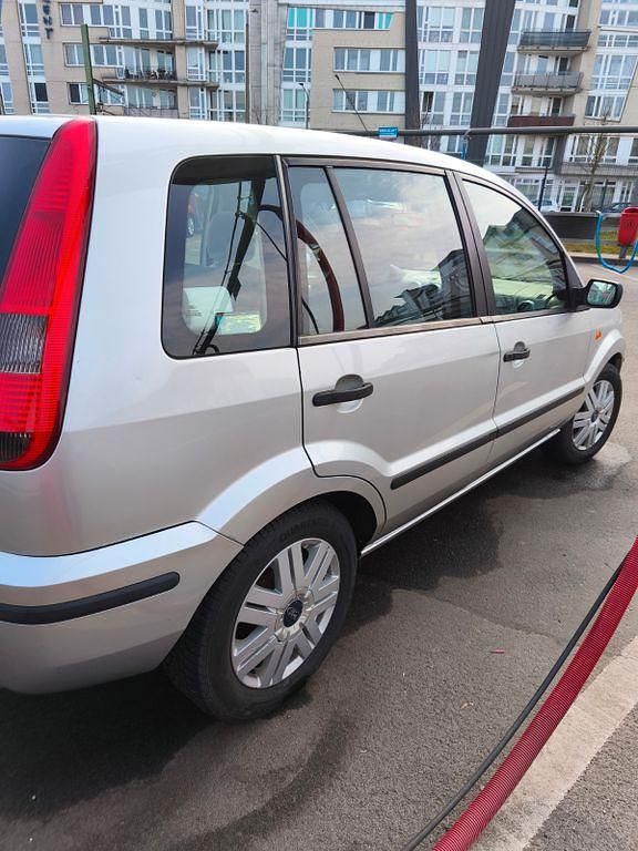 Silber Gebraucht 2003 Ford Fusion Limousine | 599 € (Fairer Preis) - Bild 1/4