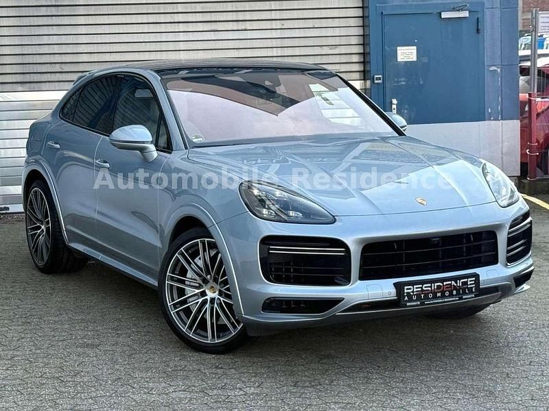 Gebraucht Porsche Cayenne Coupe 549 PS (403 kW) 2019 Dolomitsilber Coupé