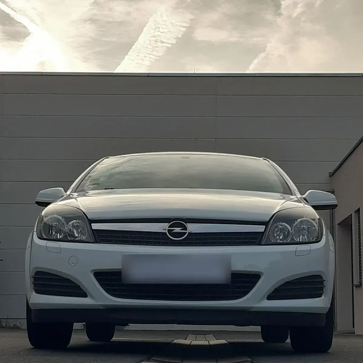Gebraucht Opel Astra GTC Edition 90 PS (66 kW) 2009 Weiß Coupé