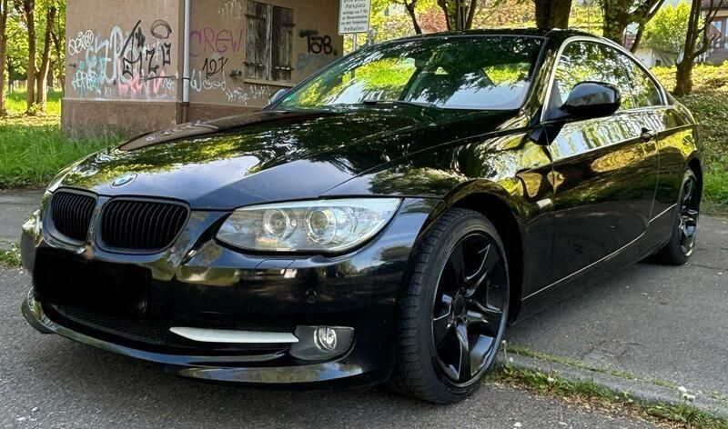 Schwarz Gebraucht 2011 BMW 325 Coupé | 8.999 € (Guter Preis) - Bild 1/4