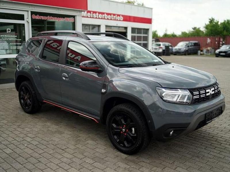 Gebraucht Dacia Duster Extreme 150 PS (110 kW) 2023 Grau SUV