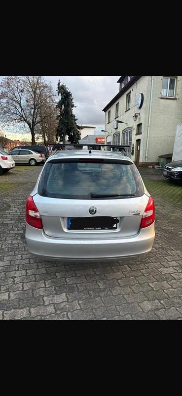 Gebraucht Skoda Fabia 80 PS (58 kW) 2010 Silber Kombi