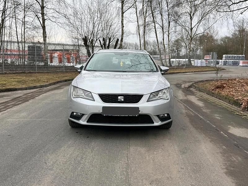 Gebraucht Seat Leon 150 PS (110 kW) 2014 Silber Kombi