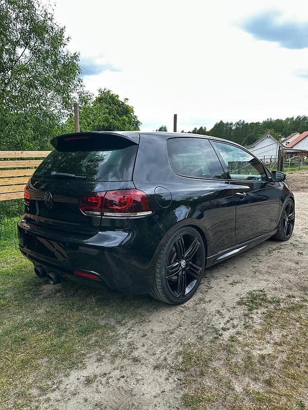 Gebraucht VW Golf VI R 271 PS (199 kW) 2010 Schwarz Kleinwagen