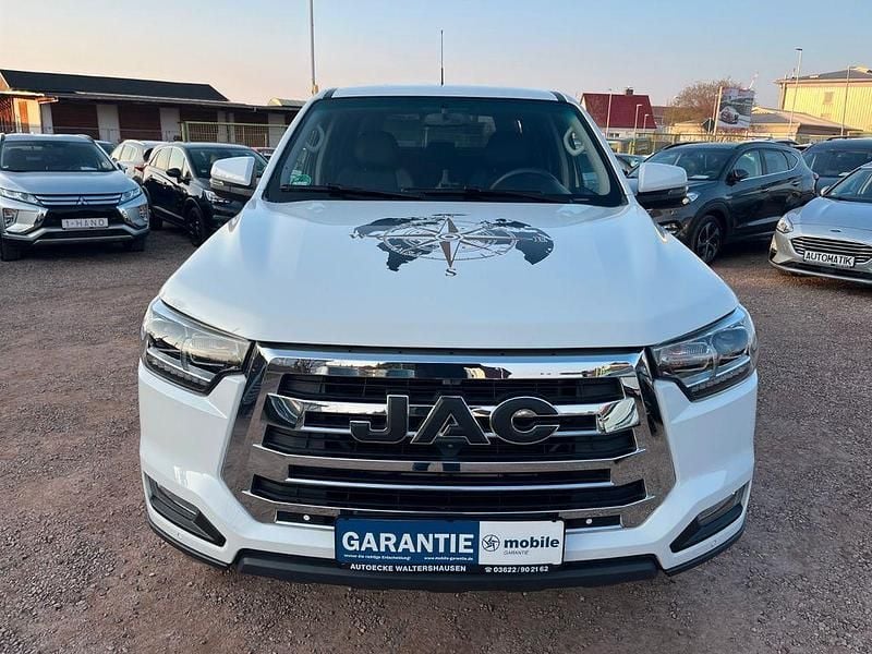 Gebraucht JAC JS8 204 PS (150 kW) 2024 Weiß SUV